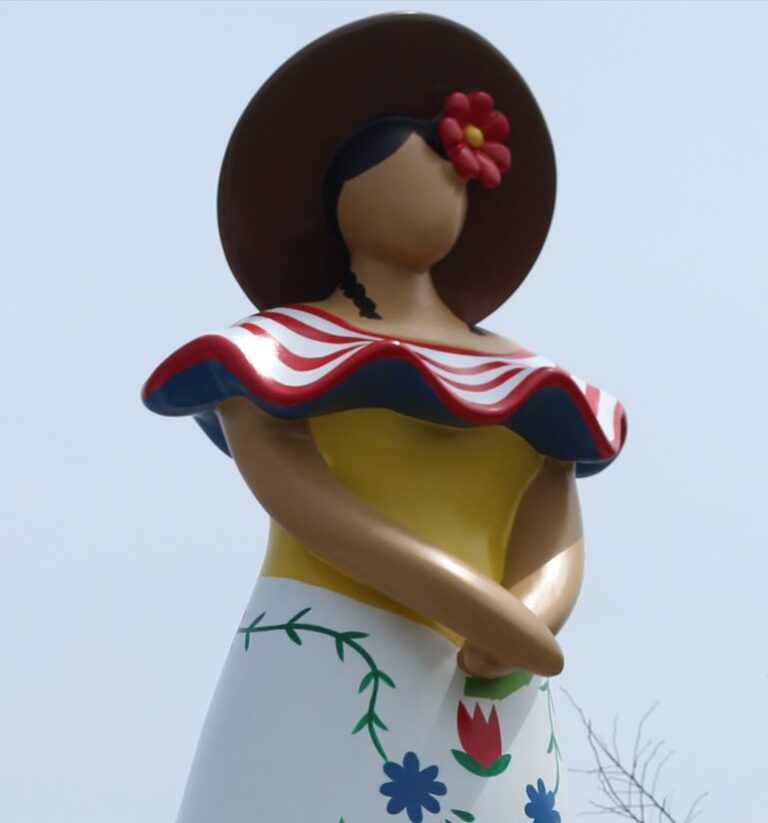 Munecas Sin Rostro - Punto Urban Art Museum